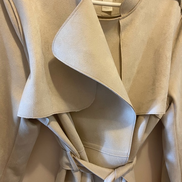 ZARA faux suede jacket. - Picture 2 of 2